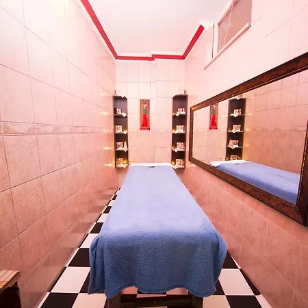 Θέρετρο First Class