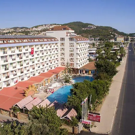 First Class منتجع