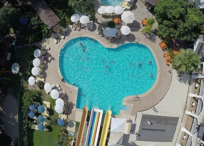 First Class Ośrodek wypoczynkowy 5*