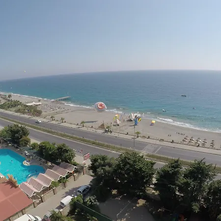 First Class Resort Alanya